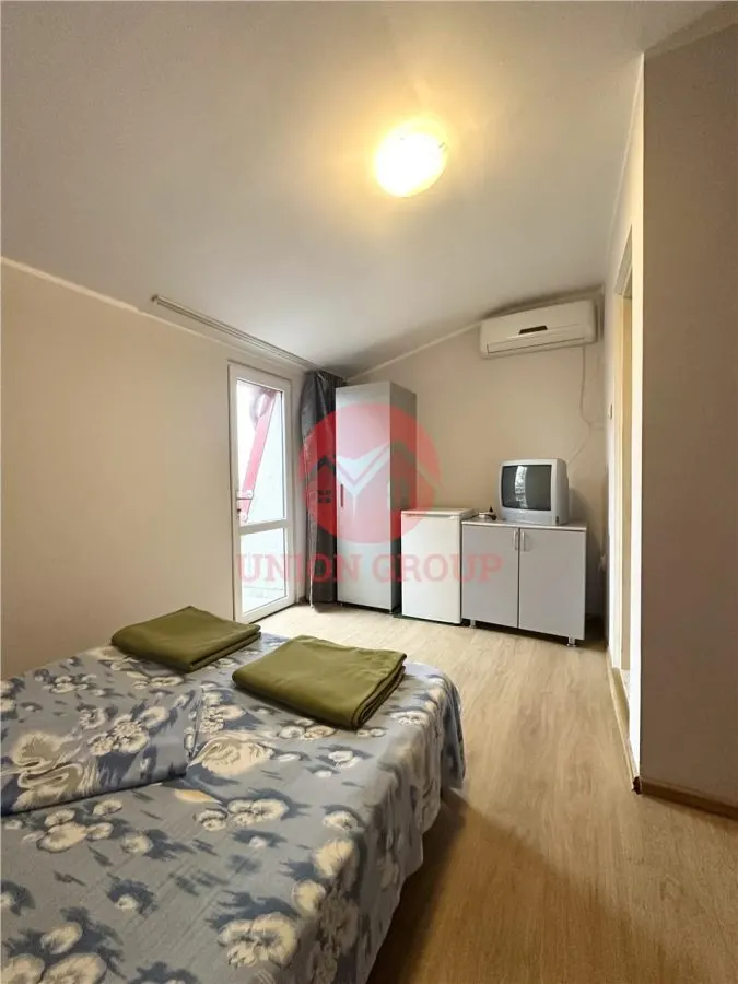 Pensiune 15 camere in a Doua Linie la Mare, zona Pescaria lui Matei - foto 5