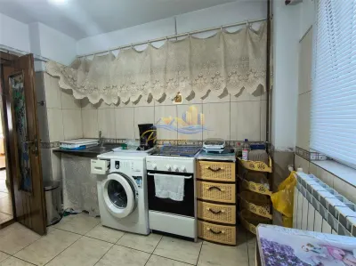 De vanzare Apartament 4 camere Constanta Inel II - foto 3