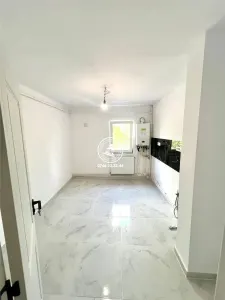 Apartament cu 4 camere Dacia, et 1 - Iasi