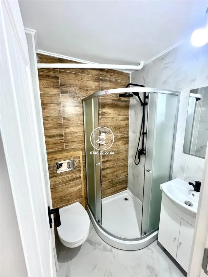 Apartament cu 4 camere Dacia, et 1 - foto 4