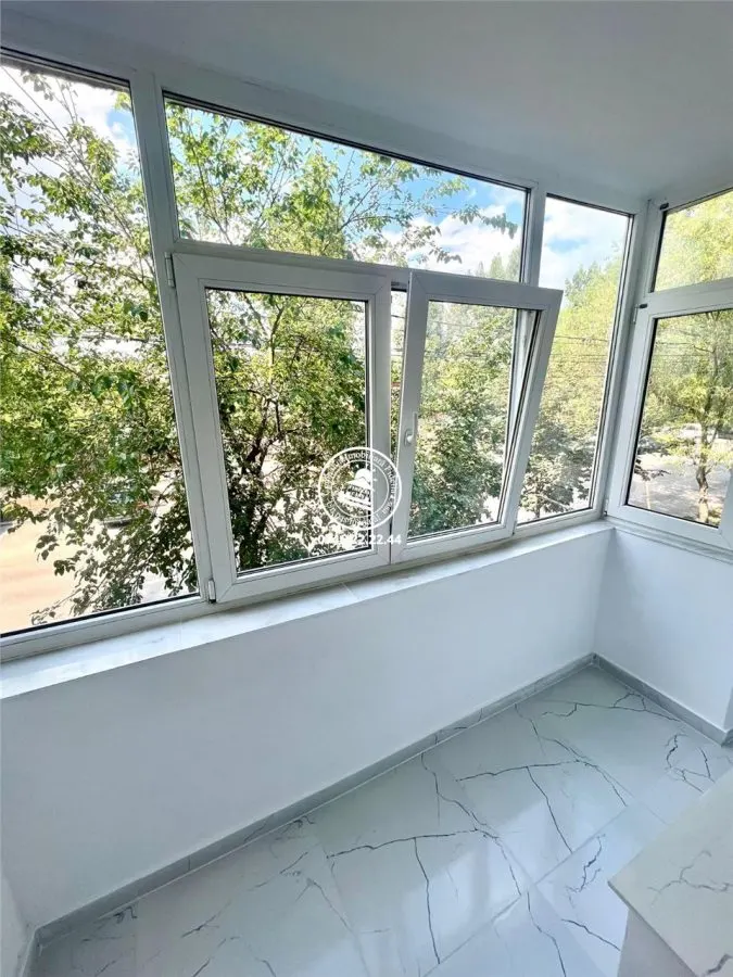 Apartament cu 4 camere Dacia, et 1 - foto 7