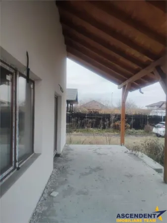 Casă 4 camere Brașov - poza 1