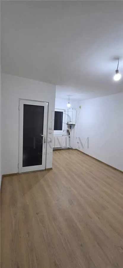 ARADULUI - AP. 1 CAMERA - renovat complet - CENTRALA PROPRIE - foto 2