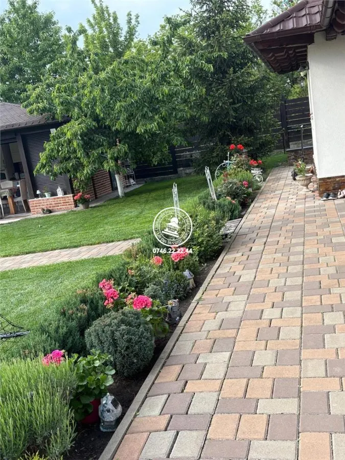 Vila  de vanzare  Bucium,369mp utili,1500mp teren,curte amenajata - foto 5