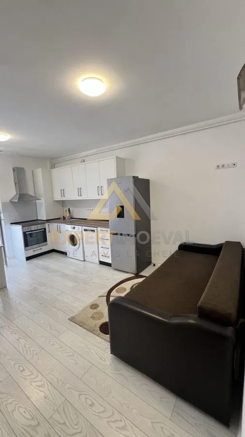 Apartament de închiriat cu 2 camere str Daliei 2A - foto 2