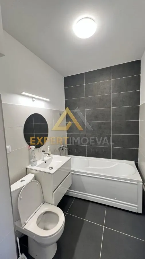 Apartament de închiriat cu 2 camere str Daliei 2A - foto 7