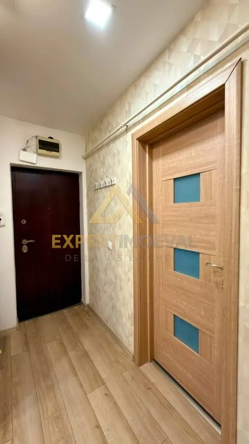 Apartament 2 camere, decomandat Bulevardul Republicii 99 etaj 2 - foto 12