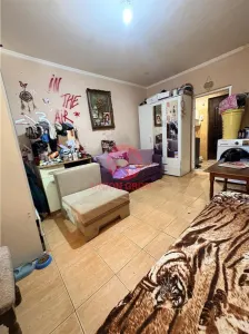 Garsoniera de Vanzare Zona Far, Etaj 1, Incadrata - foto 3