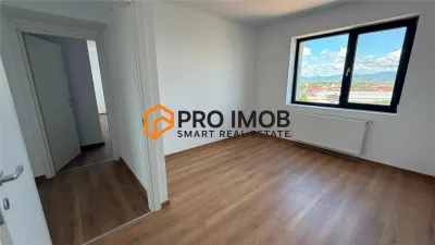 Apartament 3 camere cf 1 decomandat zona Obor-Focsani - foto 7