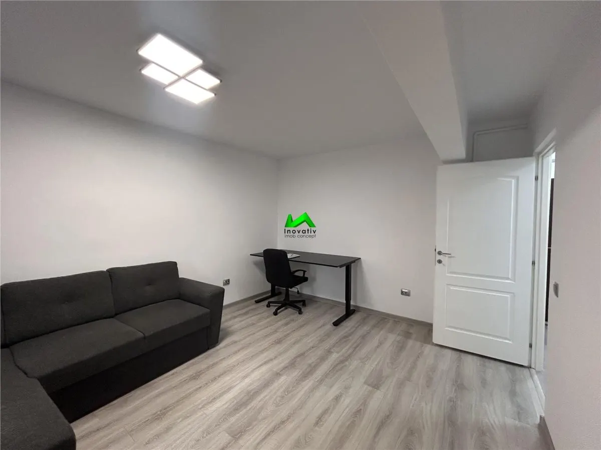 Apartament de inchiriat 3 camere 2 bai Sibiu Strand - foto 1