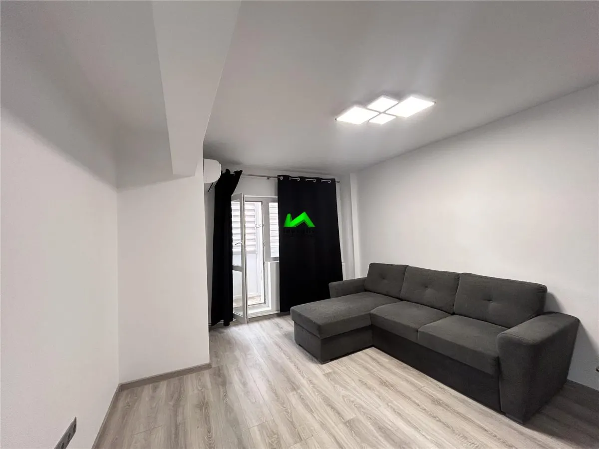 Apartament de inchiriat 3 camere 2 bai Sibiu Strand - foto 2