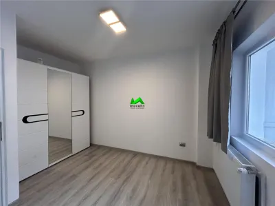 Apartament de inchiriat 3 camere 2 bai Sibiu Strand - foto 8