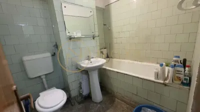 Vanzare apartament de 4 camere pe Bd Lacul Tei langa Parc - foto 8