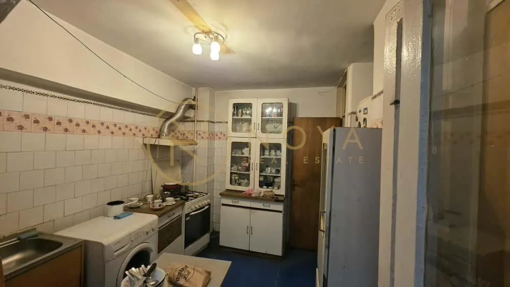 Vanzare apartament de 4 camere pe Bd Lacul Tei langa Parc - foto 9