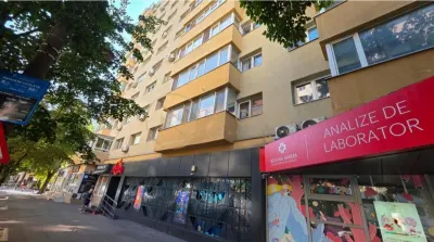 Vanzare apartament de 4 camere pe Bd Lacul Tei langa Parc - foto 10