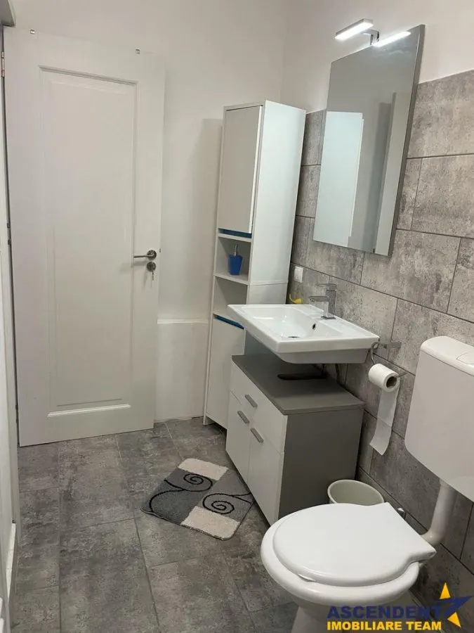 Apartament 2 camere la casa, acces separat,  60 mp, Grivitei, Brasov - foto 4