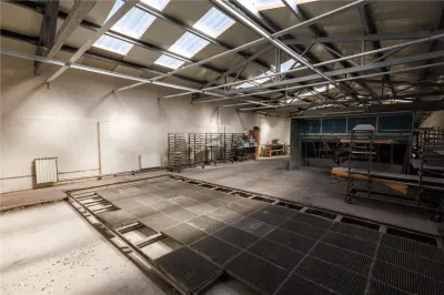 Hala Industriala Renovata + 1500 MP Teren Halchiu - foto 16