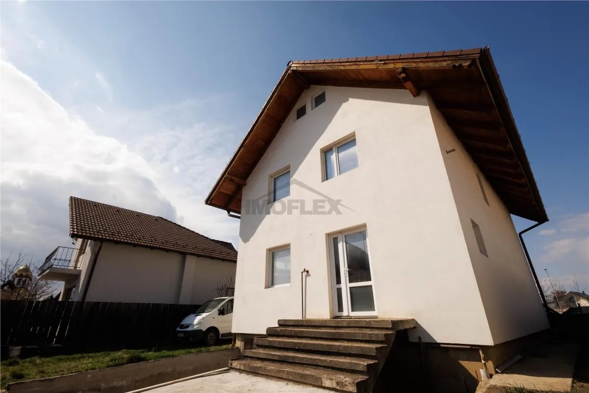 Casa spatioasa cu Etaj si Curte In zona Premiun Ghimbav - foto 5