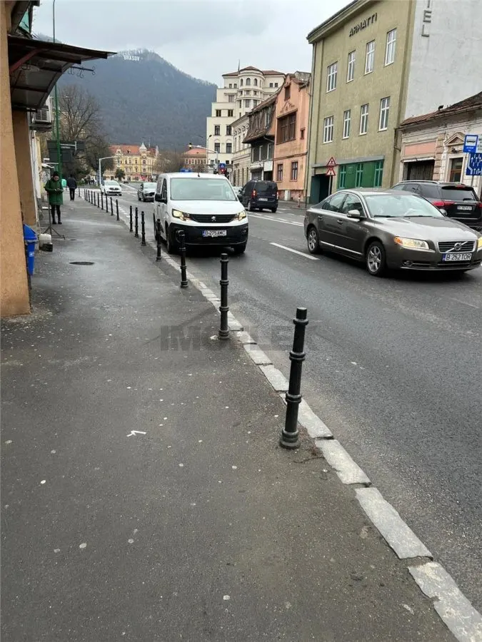 Spațiu cu personalitate aparte în inima Brașovului - foto 13