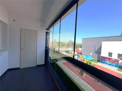 Apartament in exclusivitate 3 camere balcon inchis parcare in Kogalniceanu - foto 7
