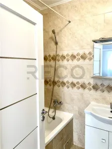 RECO  Apartament modern de închiriat  bloc nou, gata de mutat! - foto 6