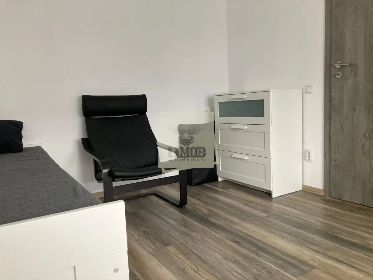 Casa moderna cu 3 camere 2 bai balcon si curte privata in Turnisor - foto 11