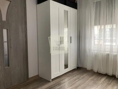 Casa moderna cu 3 camere 2 bai balcon si curte privata in Turnisor - foto 9