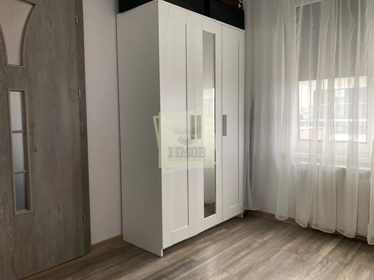 Casa moderna cu 3 camere 2 bai balcon si curte privata in Turnisor - foto 9