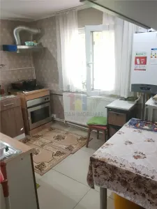 Spatios 2 camere,Parter, zona Garii, St 60mp - foto 2