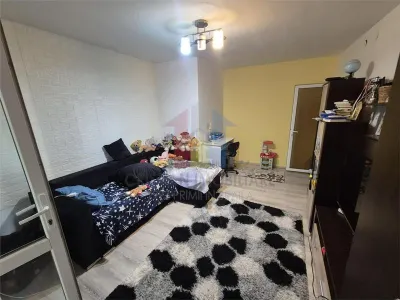 PARTER apartament 1 camera transformat in 2 camere - Braila