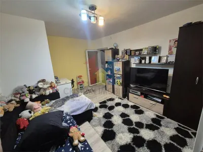 PARTER apartament 1 camera transformat in 2 camere - foto 2