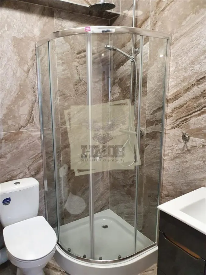 Apartament modern cu 3 camere 2 bai si parcare privata in Selimbar - foto 11