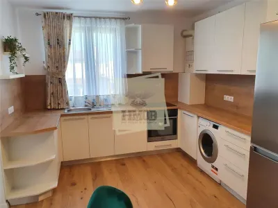 Apartament modern cu 3 camere 2 bai si parcare privata in Selimbar - foto 3