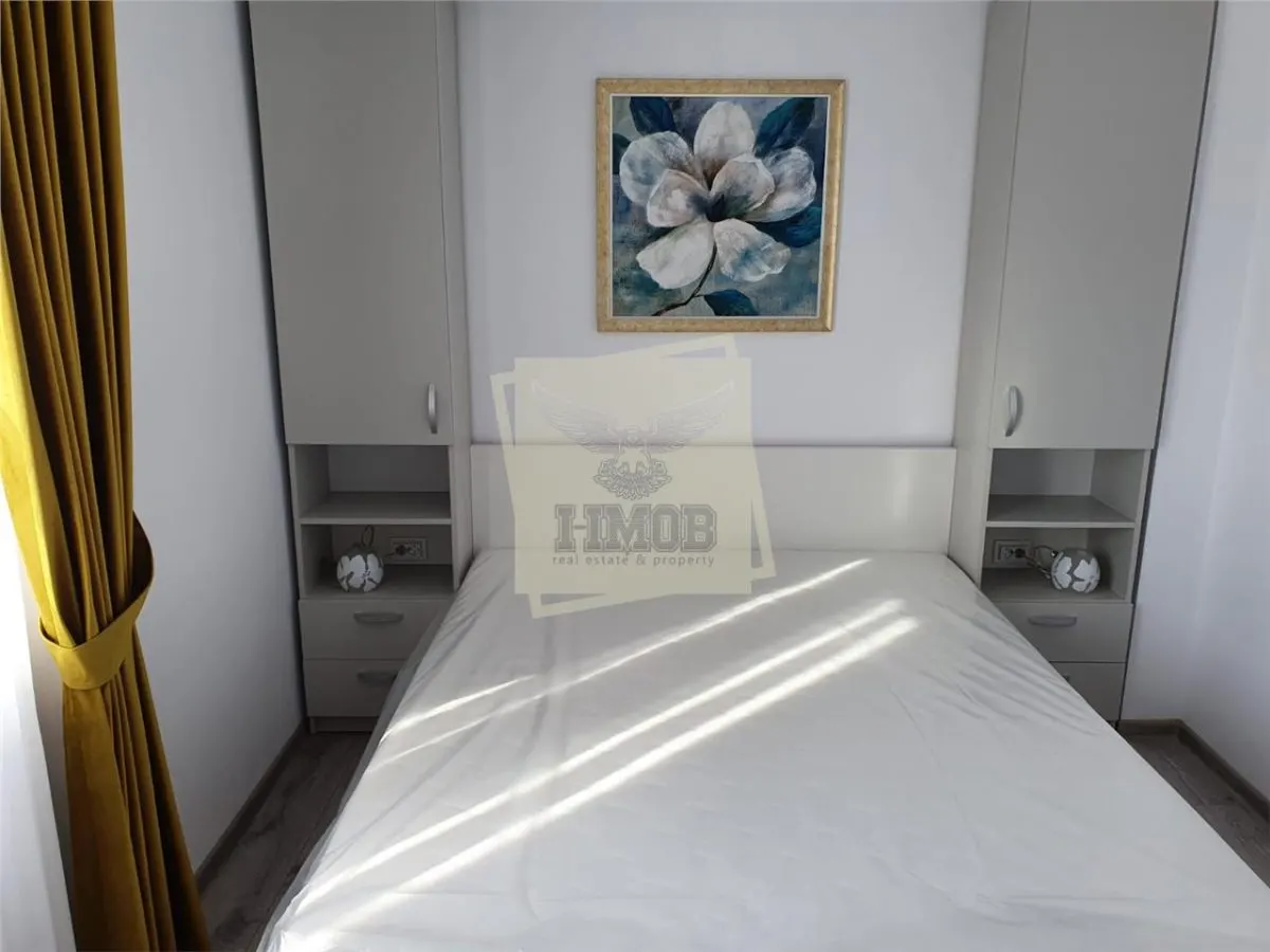 Apartament modern cu 3 camere 2 bai si parcare privata in Selimbar - foto 4