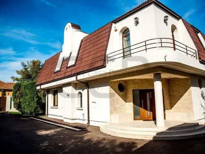 Iancu Nicolae - Pipera, Vila moderna, 6 camere, langa padure, piscina, centrala - foto 2