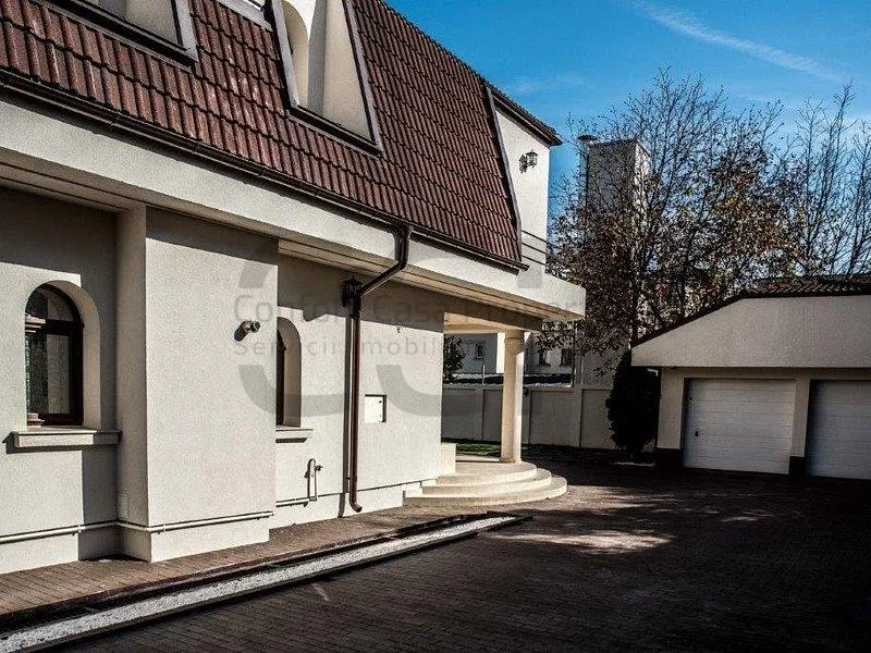 Iancu Nicolae - Pipera, Vila moderna, 6 camere, langa padure, piscina, centrala - foto 3