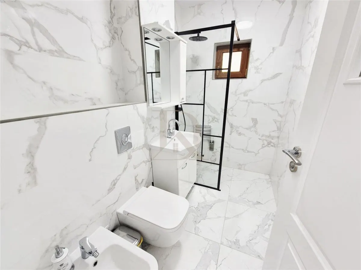 Tg Cucu - Bloc tip vila | apartament 2 camere de vanzare - foto 11