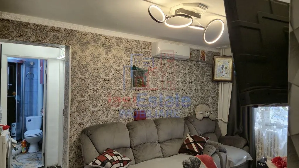 Apartament 3 camere, gata de mutare - Podu Ros, parter - foto 3