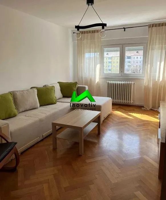 Apartament de inchiriat 3 camere Sibiu Mihai Viteazul - foto 1