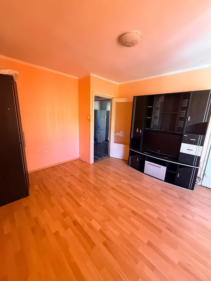 Garsoniera Astra decomandata,etaj intermediar,71900 Euro - foto 1