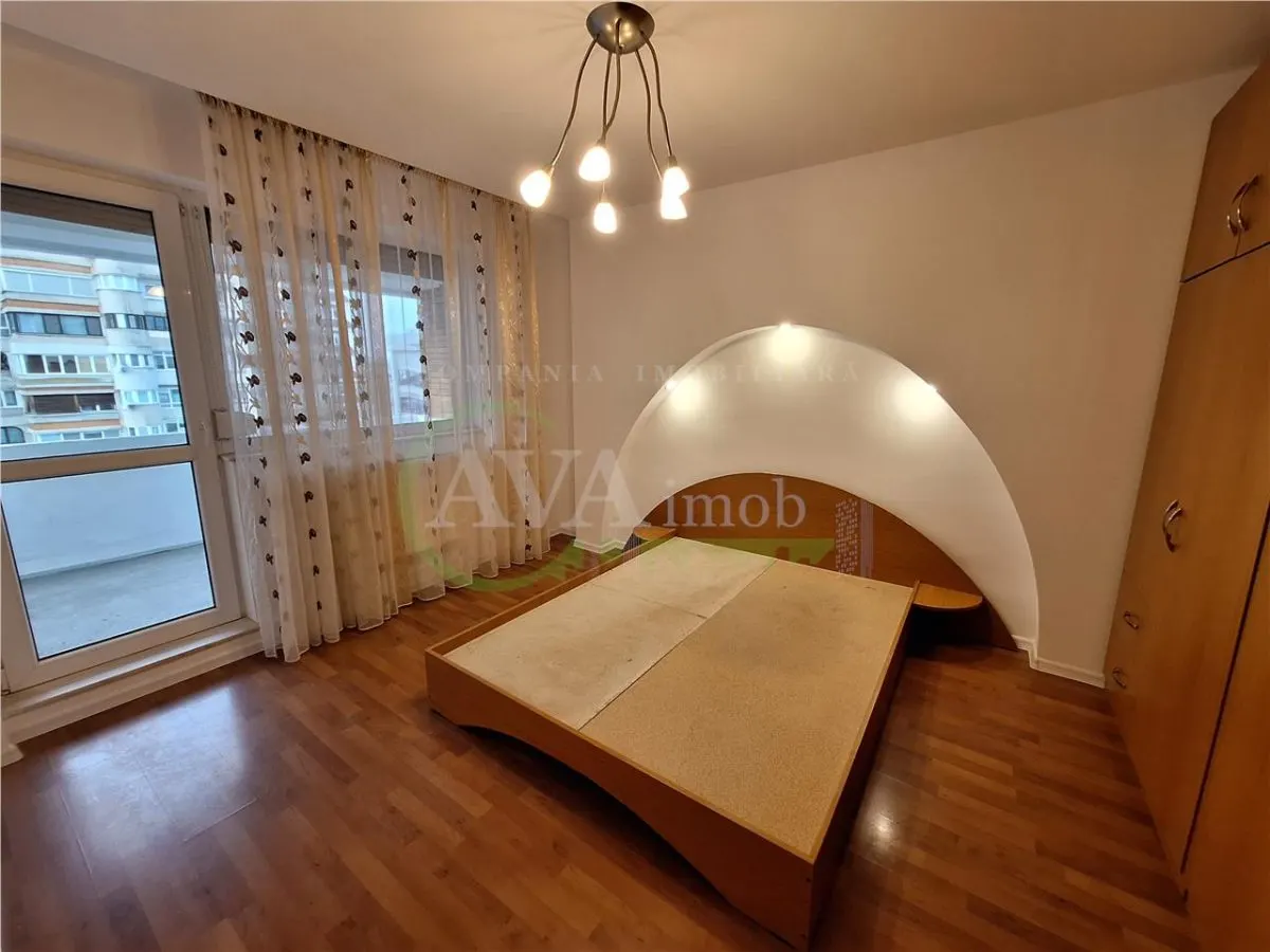 Apartament 3 mobilat si utilat, 2 bai, 2 balcoane, Ultracentral-Bacau - foto 14