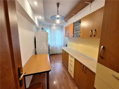 Apartament 3 mobilat si utilat, 2 bai, 2 balcoane, Ultracentral-Bacau - foto 8