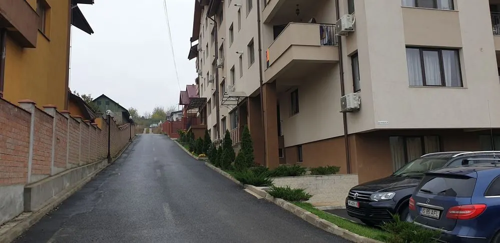 Apartament 3 Camere cu Parcare, AC, Dressing- Lac Rediu - foto 13