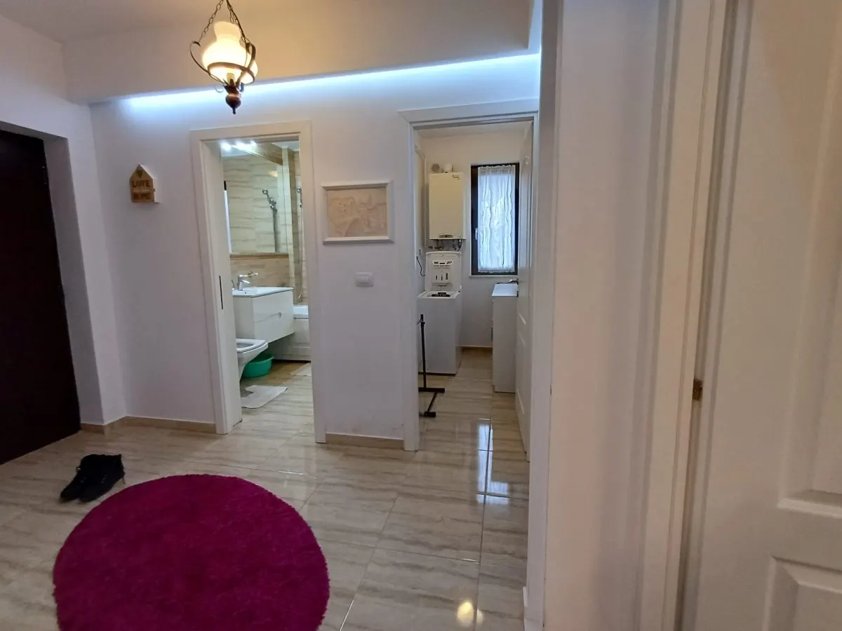 Apartament 3 Camere cu Parcare, AC, Dressing- Lac Rediu - foto 4