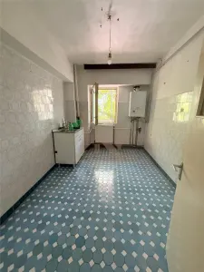 Best deal ! Tg Cucu , apartament 3 camere , 81 mp , etaj 1 - foto 4
