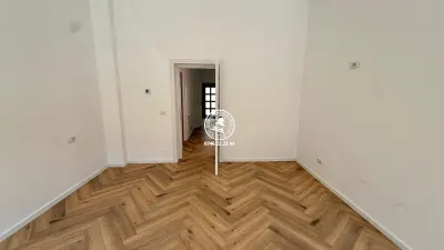 Casa de vanzare in centru - foto 12