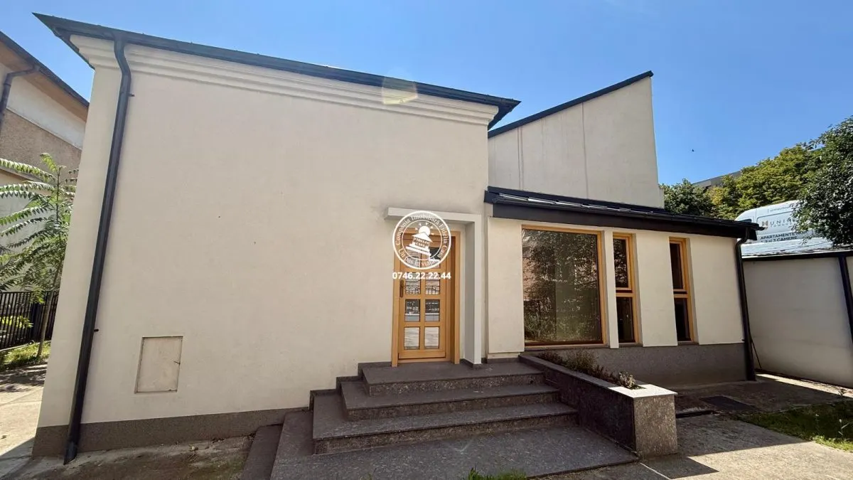 Casa de vanzare in centru - foto 3
