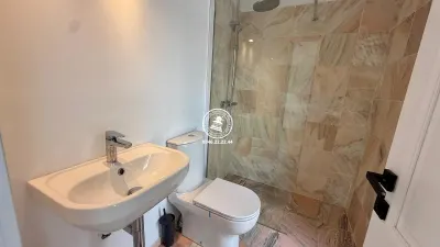 Casa de vanzare in centru - foto 9