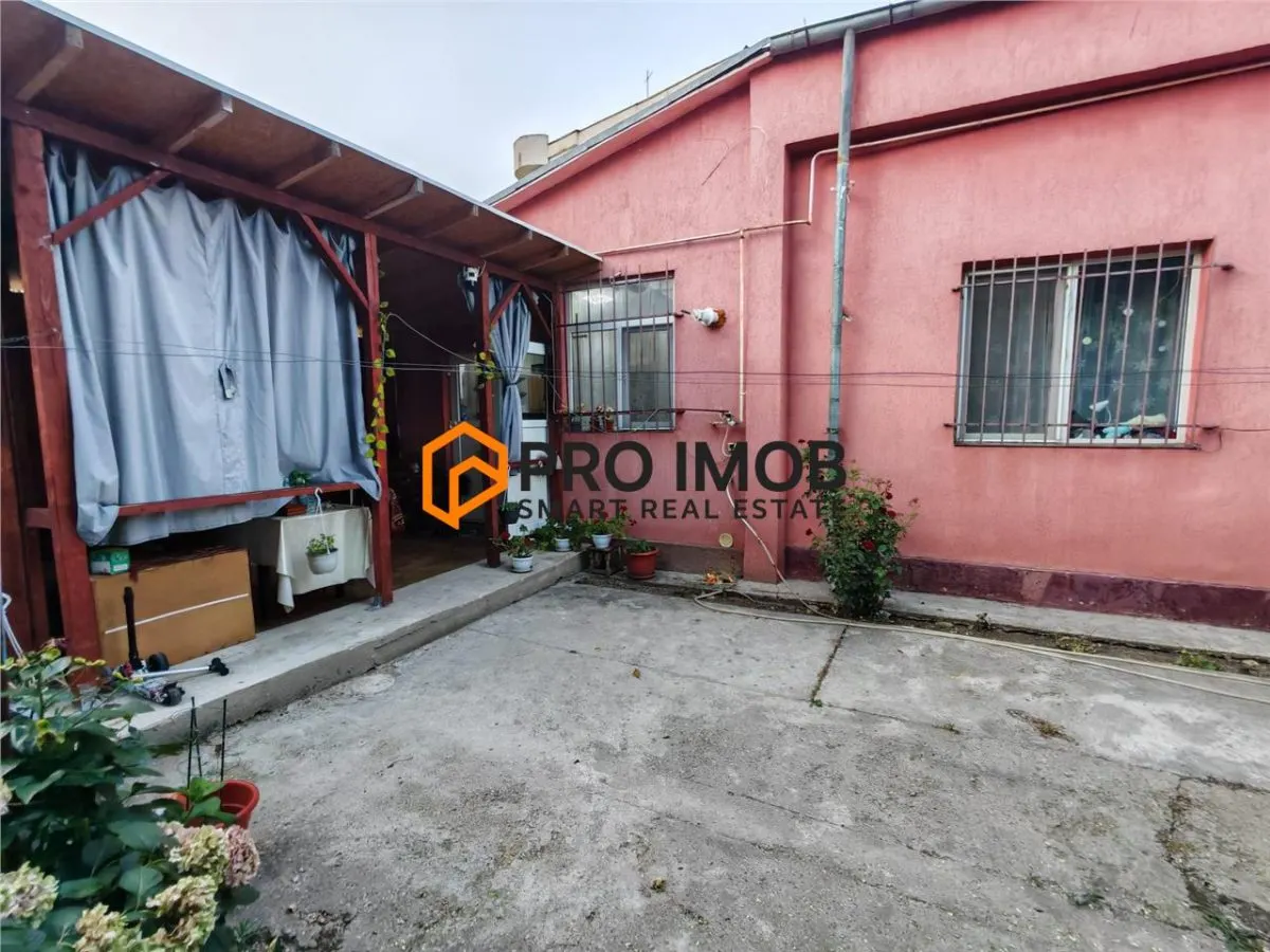 Casa tip parter zona Ultracentrala - foto 1