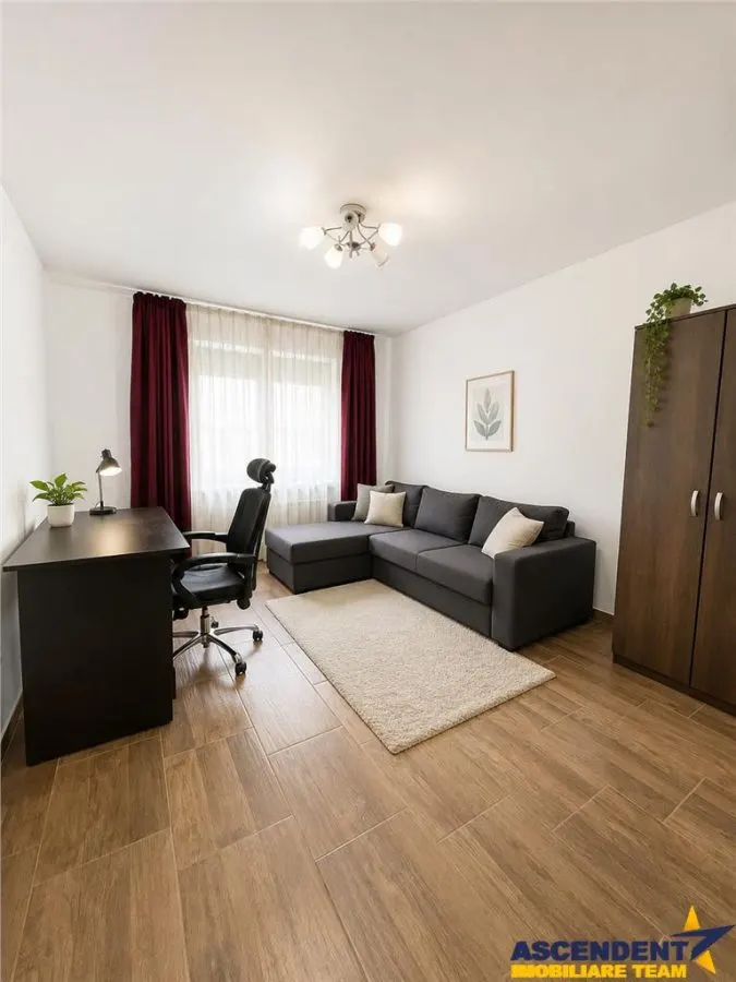 Apartament decomandat, zona Coresi, Tractorul, Brasov - foto 1
